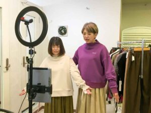 インスタライブのモデル出演